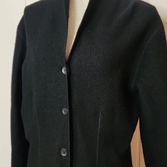 Vintage 90's black wool longline fitted whismigoth closet staple coat.